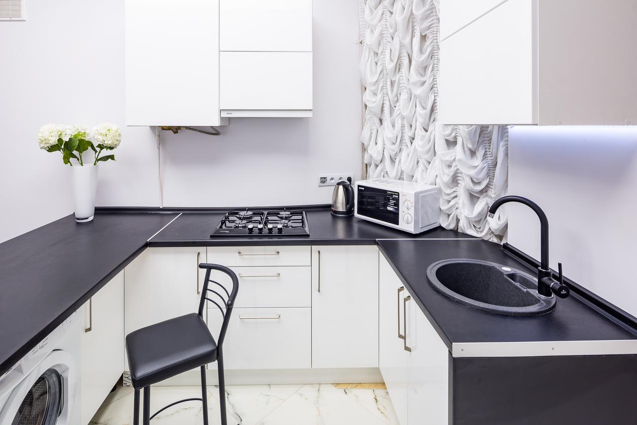 Designer Apartment Зі Світлом! Lwów Zewnętrze zdjęcie